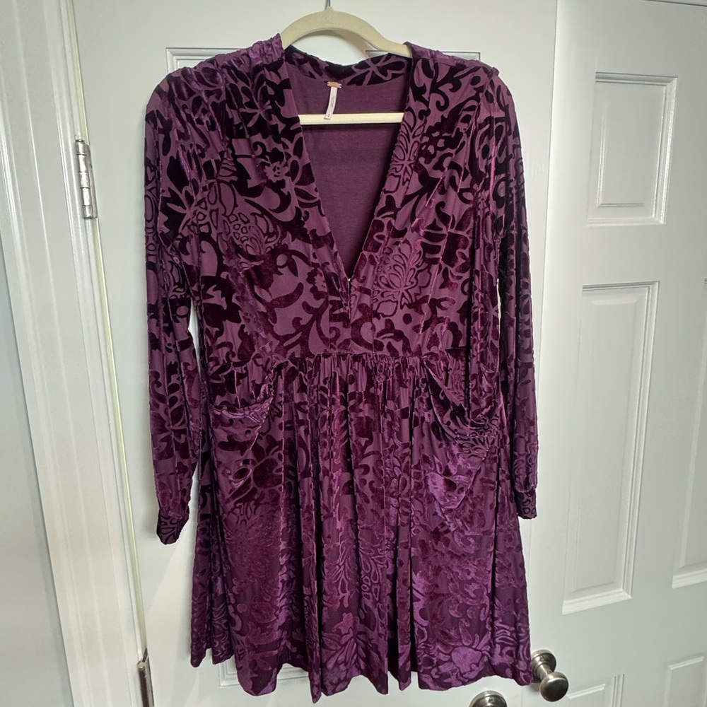 Free People Velvet Burnout Tunic Dress in Rich Burgundy